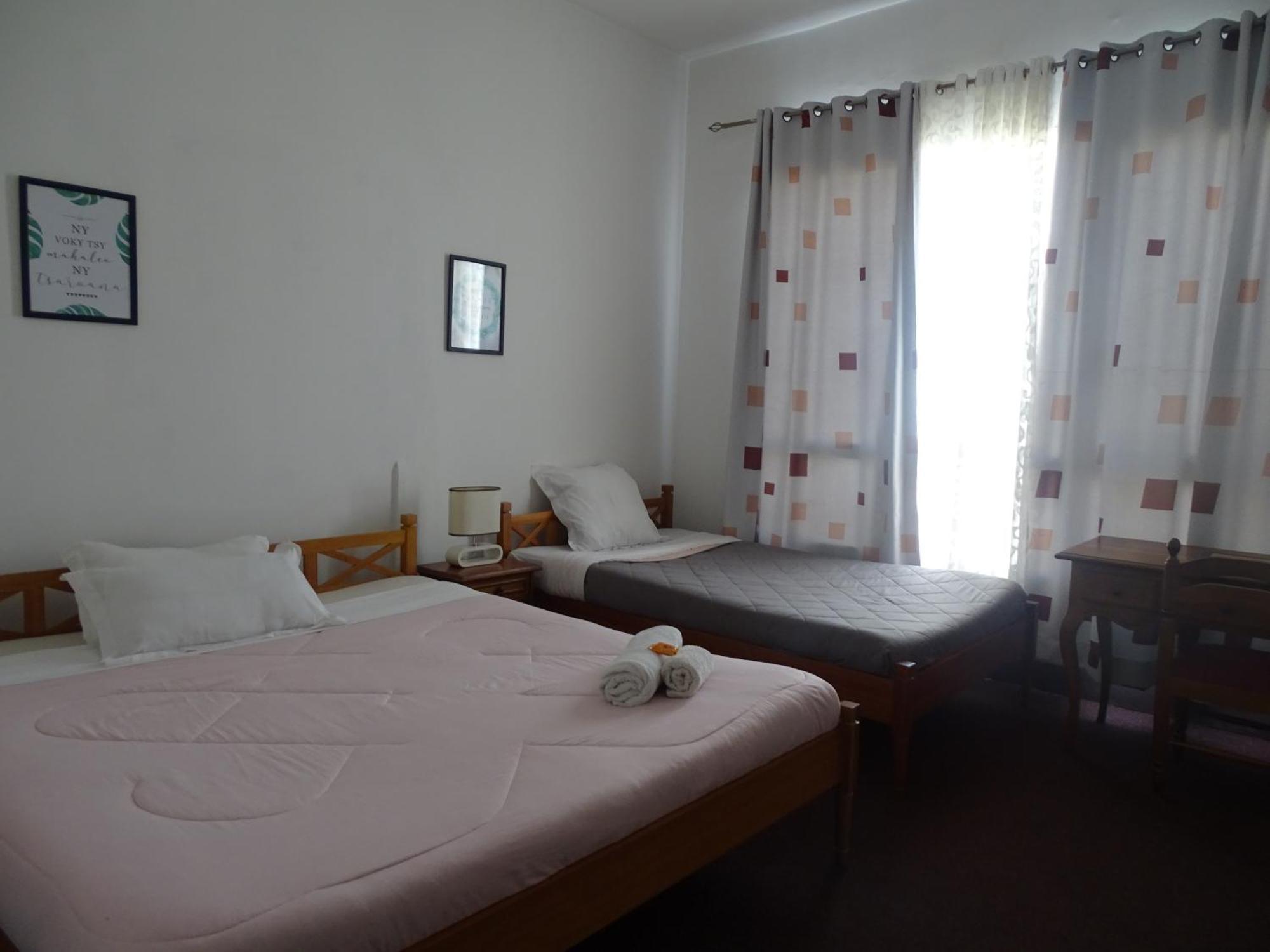 אנטננריבו Radama Hotel מראה חיצוני תמונה
